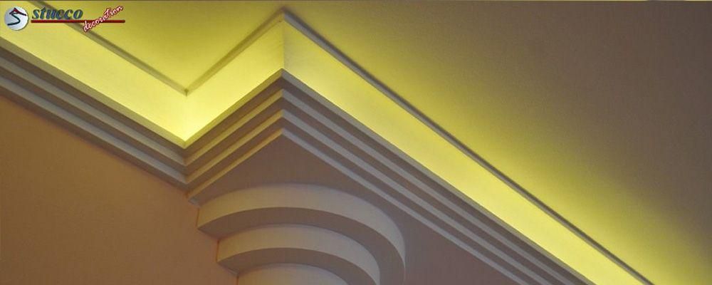 LED Deckenleuchte mit Kombi Stuckleisten für direkte und indirekte Beleuchtung und Pilaster Styropor